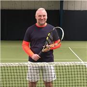 Istruttore di tennis professionista